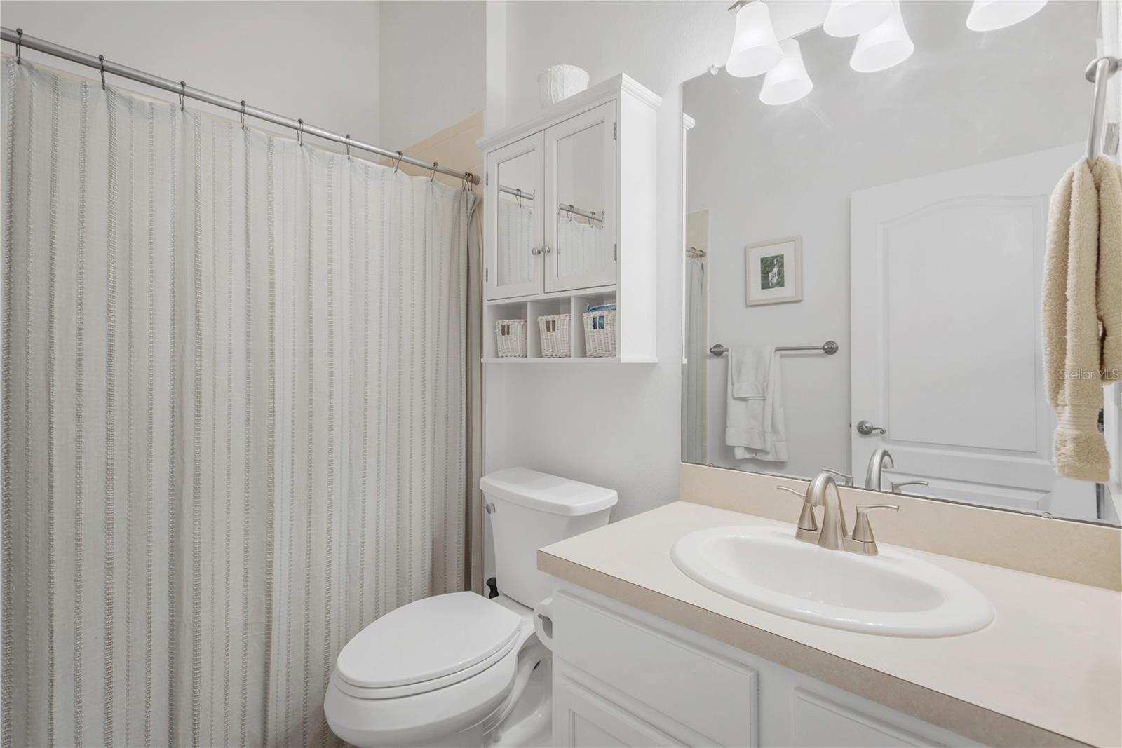 Full bathroom between bedroom #2 and bedroom #3