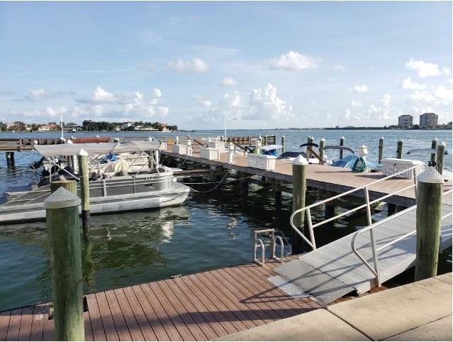 Power boat dock