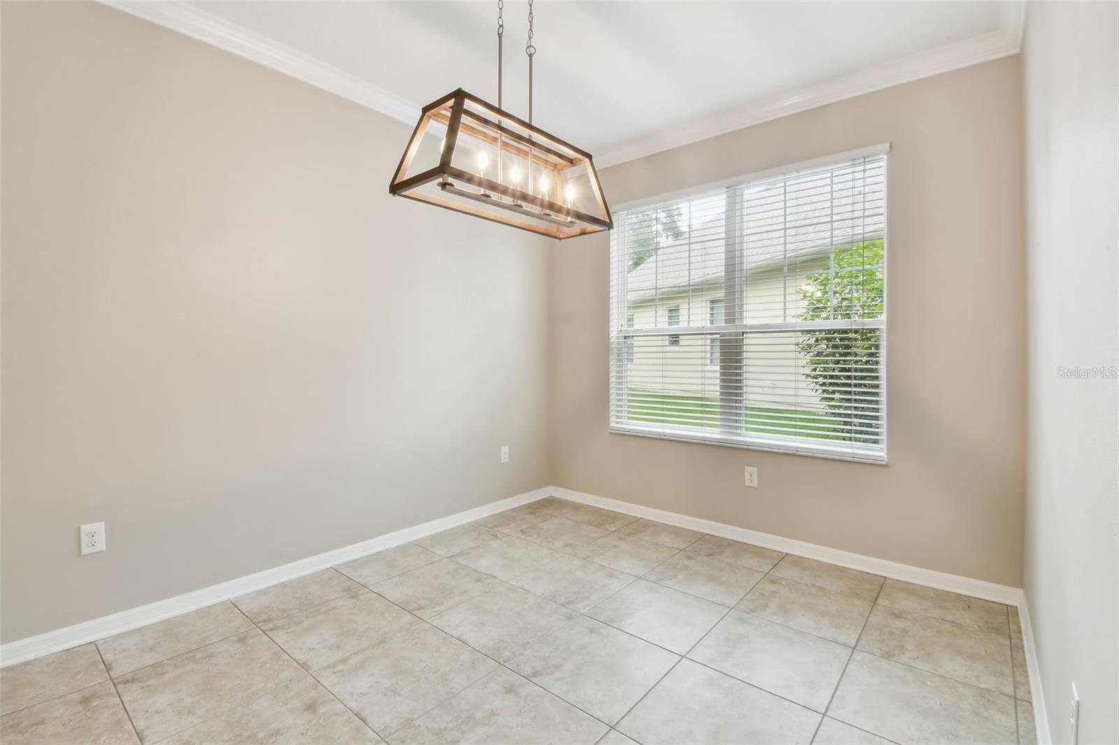 Formal Dining room (cont.)