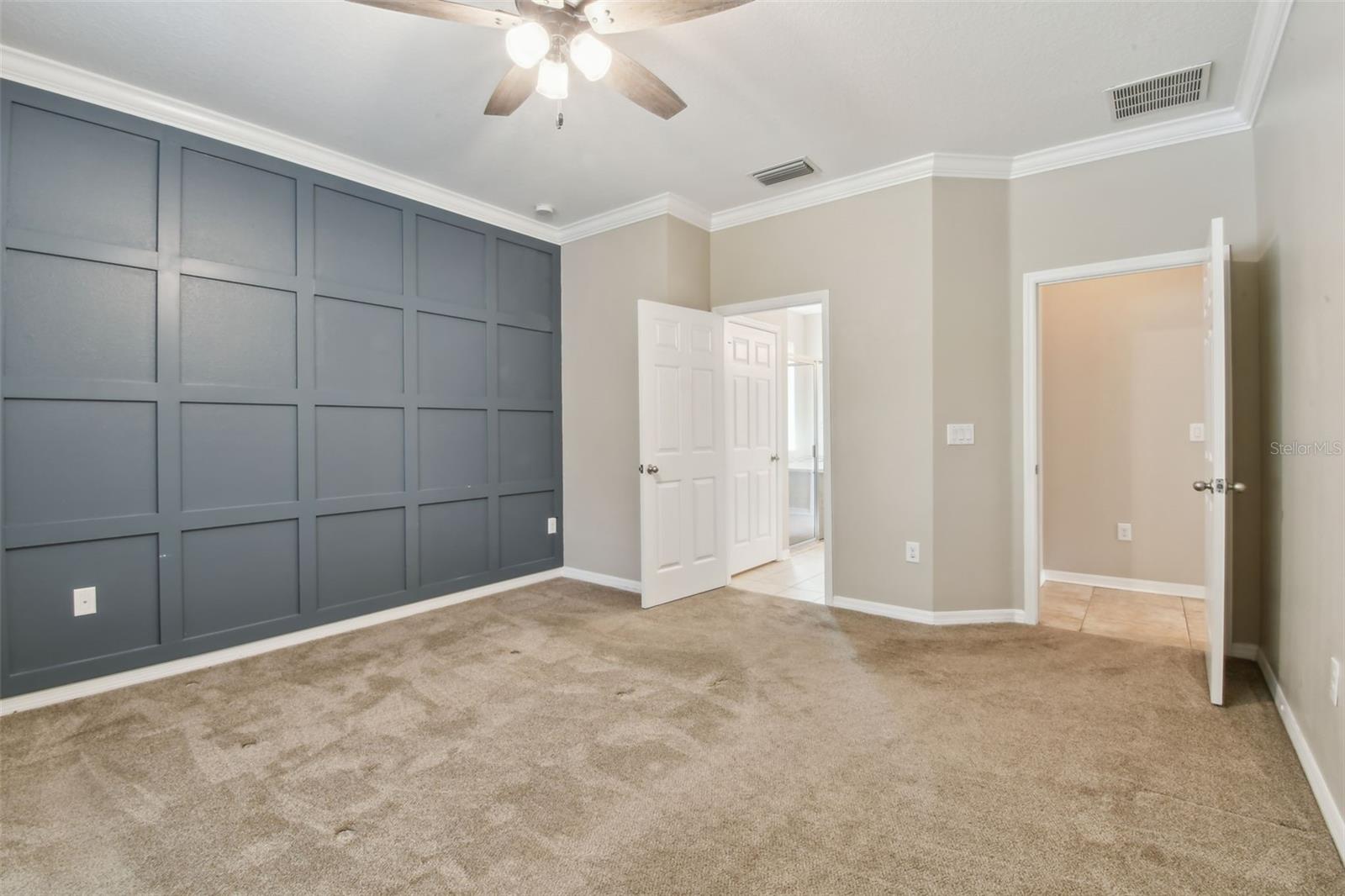 Primary Bedroom (cont)