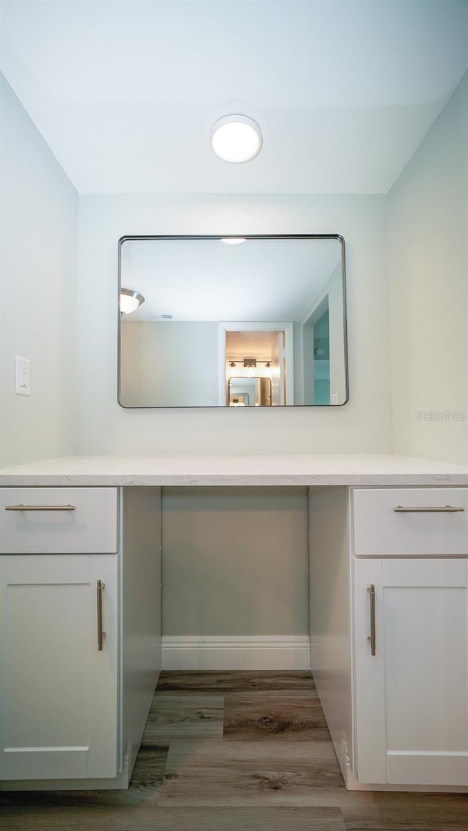 Primary Bedroom with En-Suite Bathroom and Walk in Closet