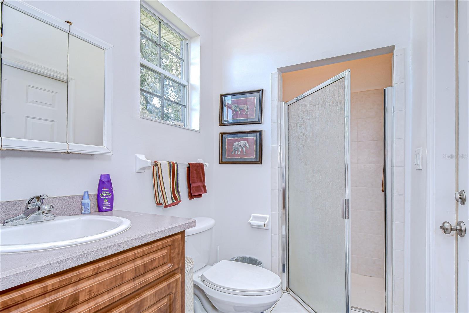 Primary suite offers 2 en-suite baths!