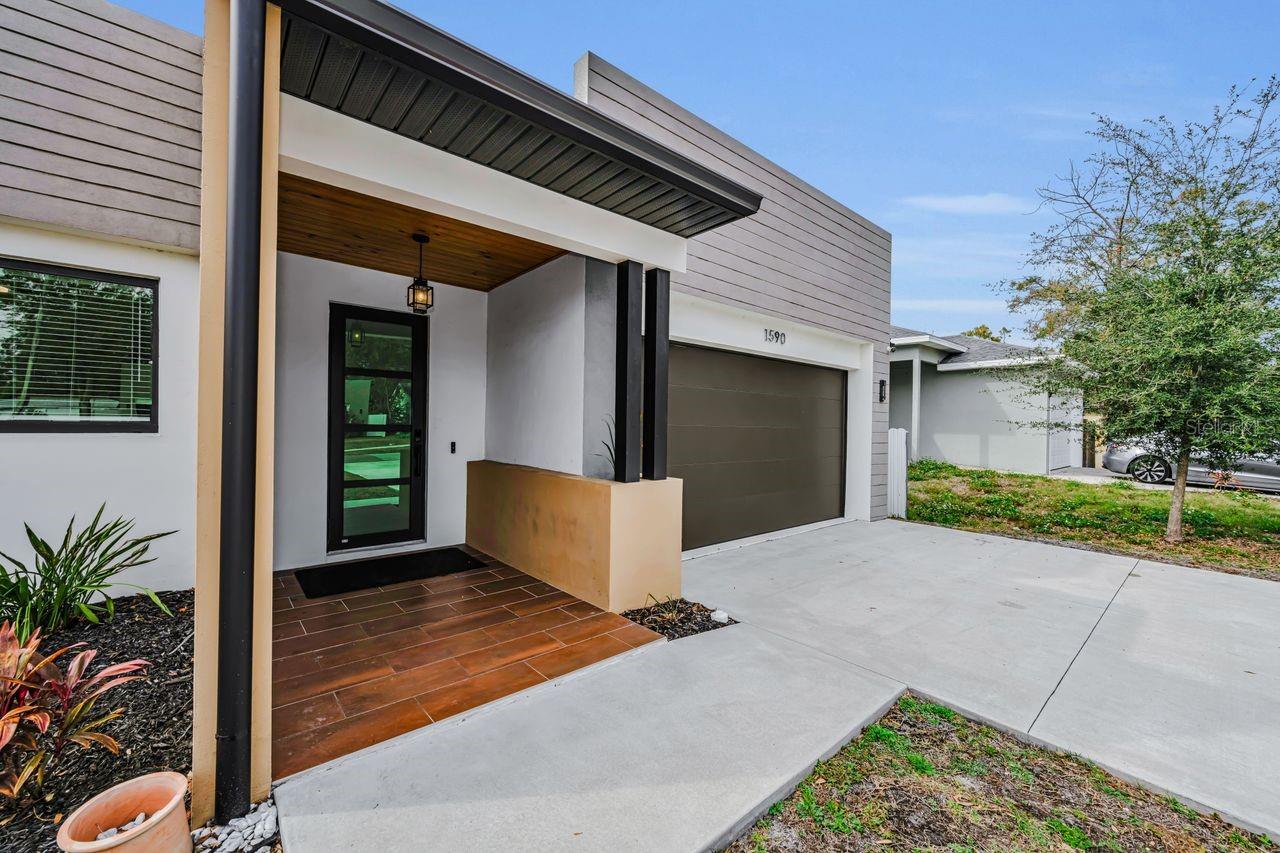 What a gorgeous home!