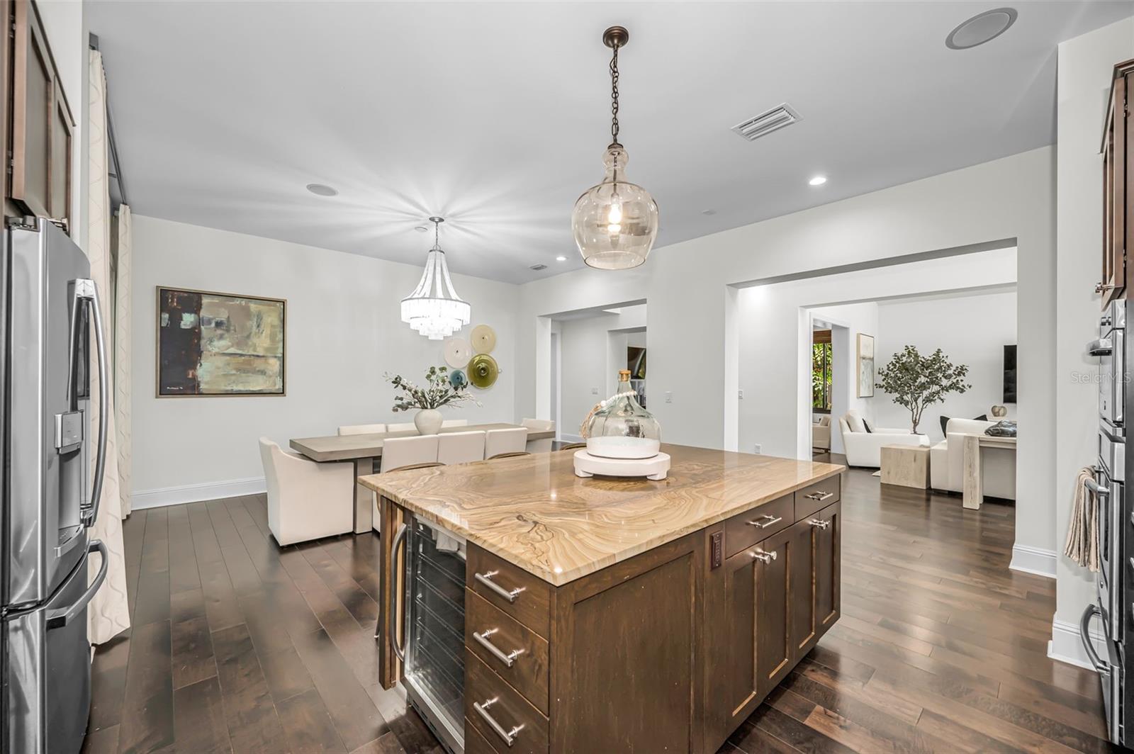 This Kitchen is both sophisticated and functional.