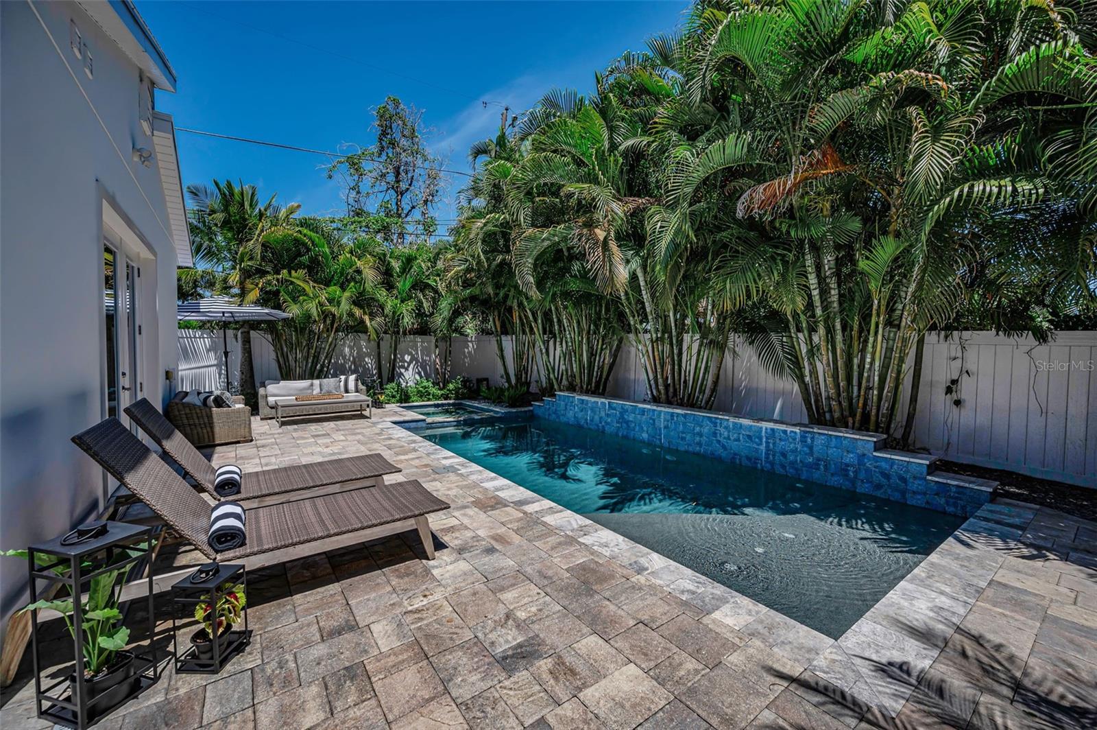 Multiple Lounge areas...