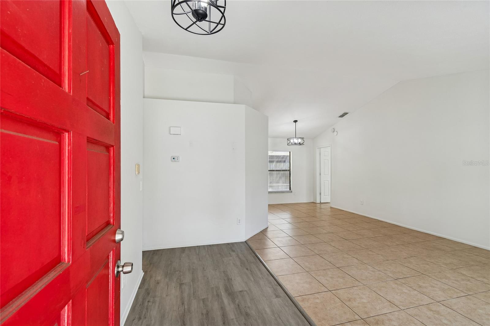 HERE WE GO-LIVINGROOM DINING ROOM COMBO