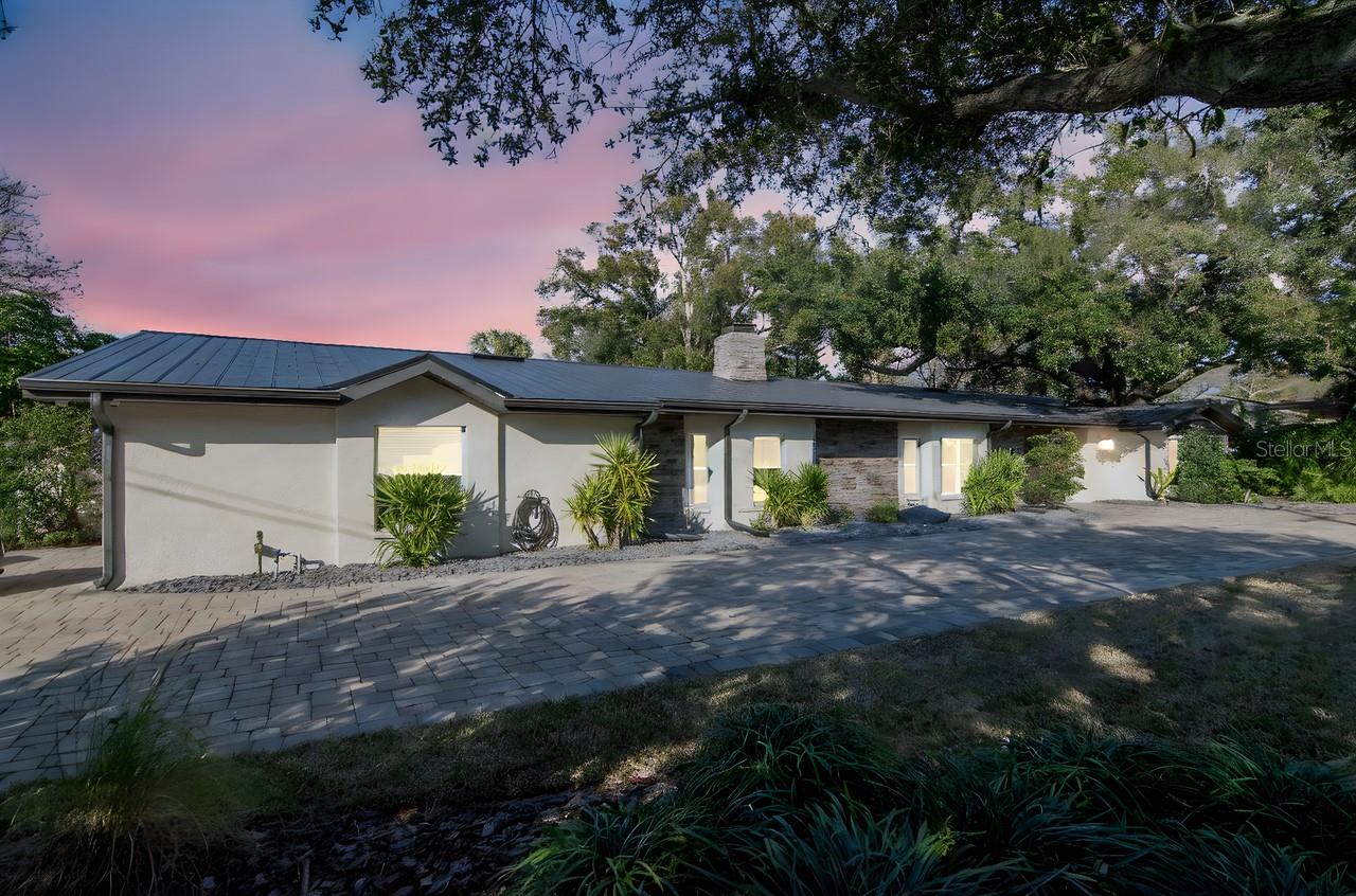 Front exterior from Westshore Blvd.