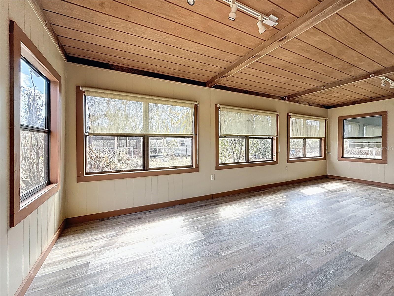 enclosed FL room heated and cooled space