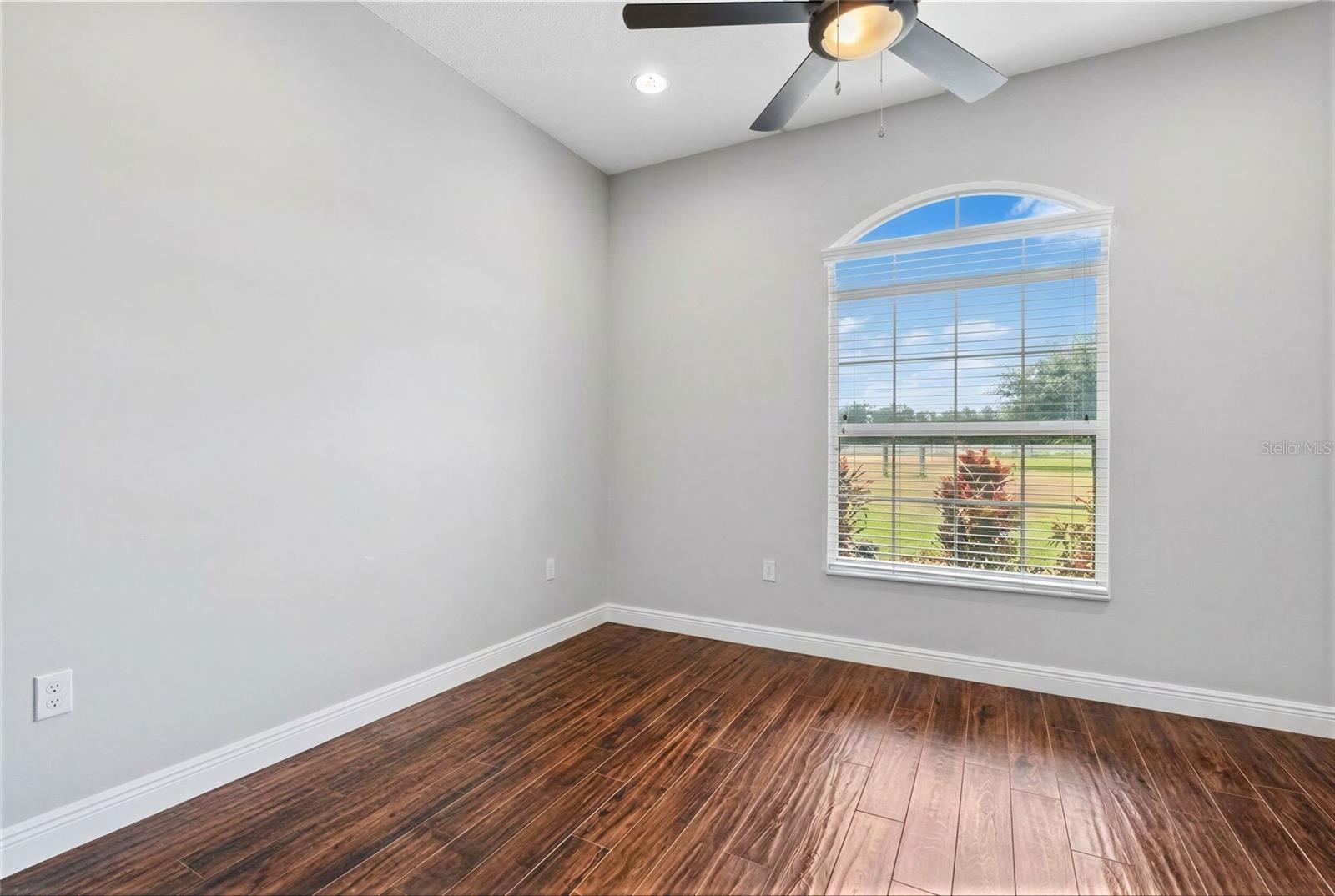 Flex Room - Office or Den