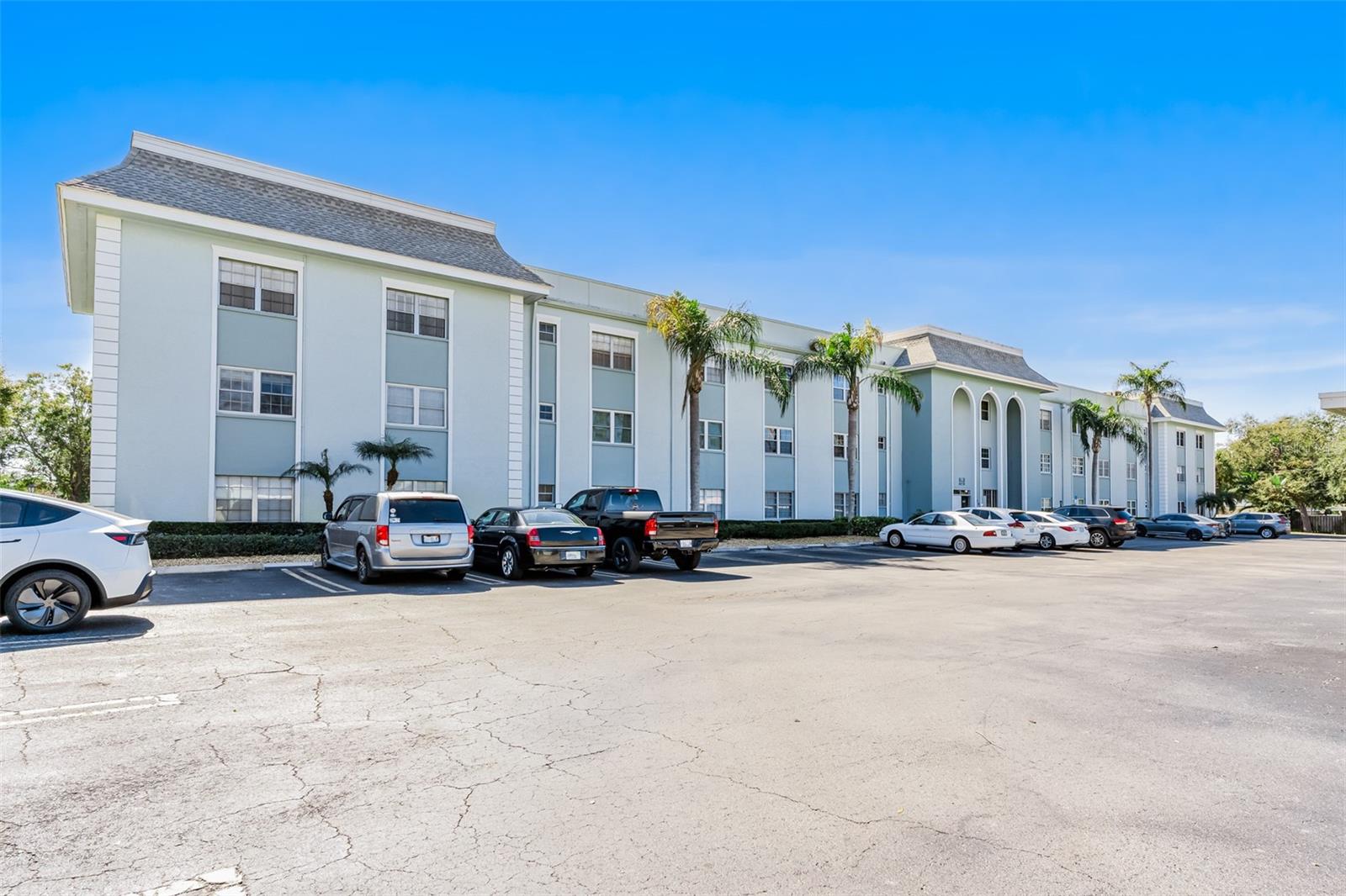 Belleair Forest BLDG 1