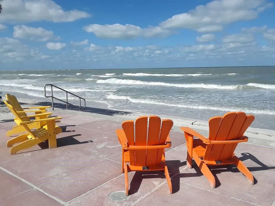 Passe A Grille Beach - A bike ride away.