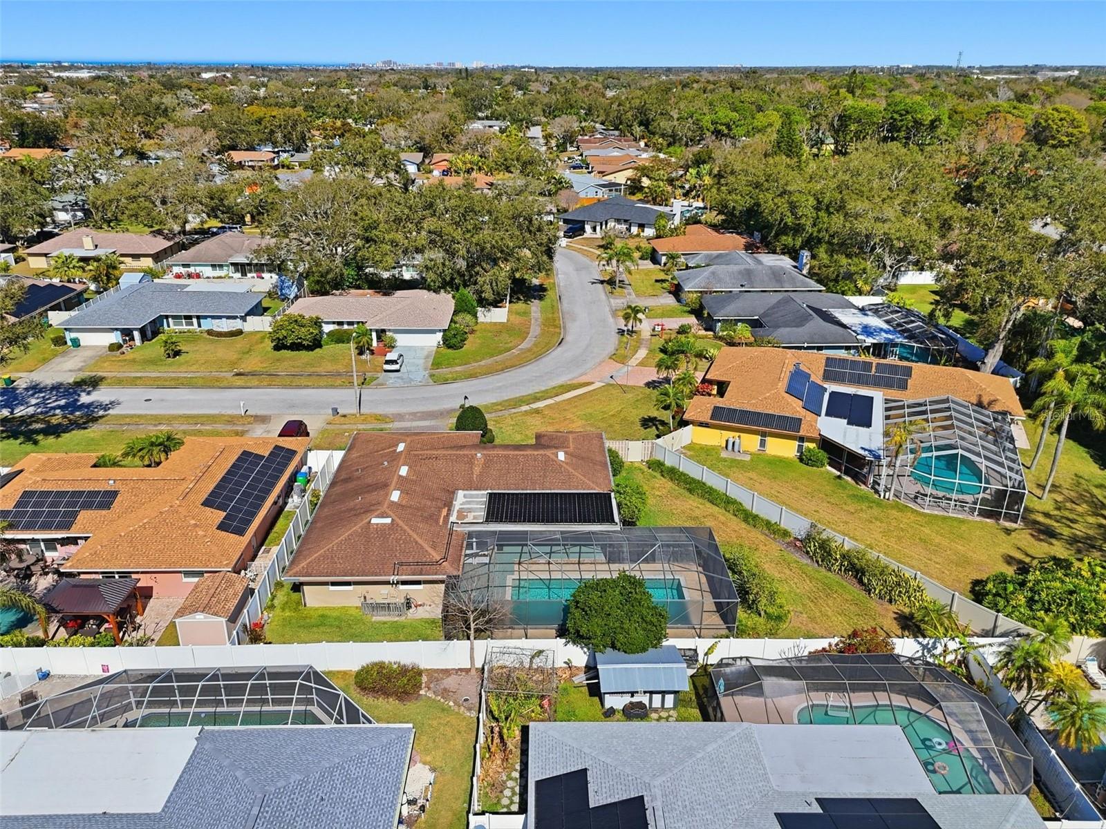 Quiet Lot in the easily accessible community of Alston Heights