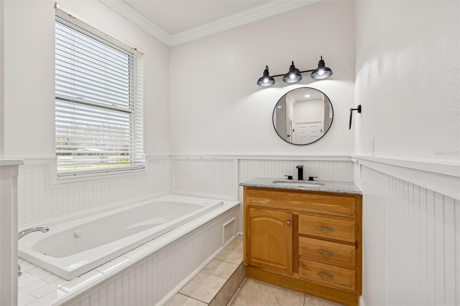Guest House bathroom