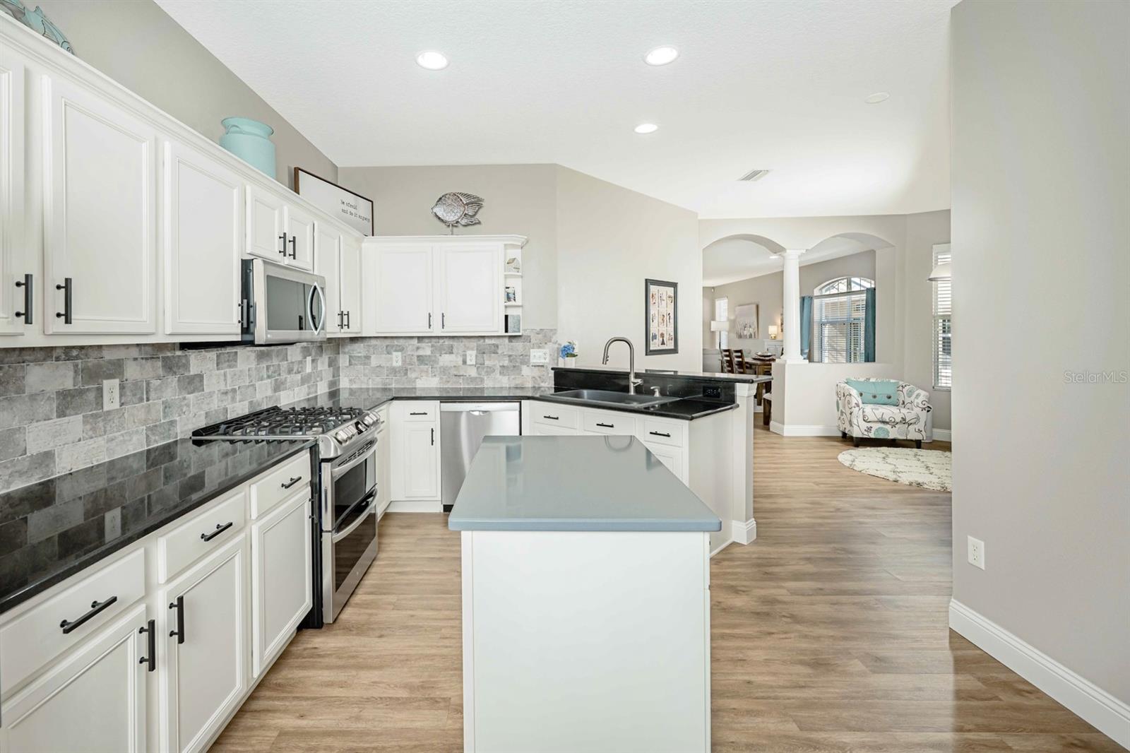 Gas cooking appliances