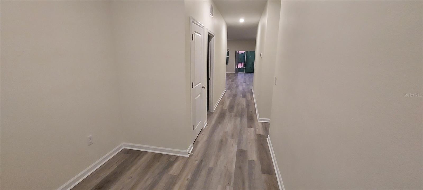 Front Entrance / Foyer