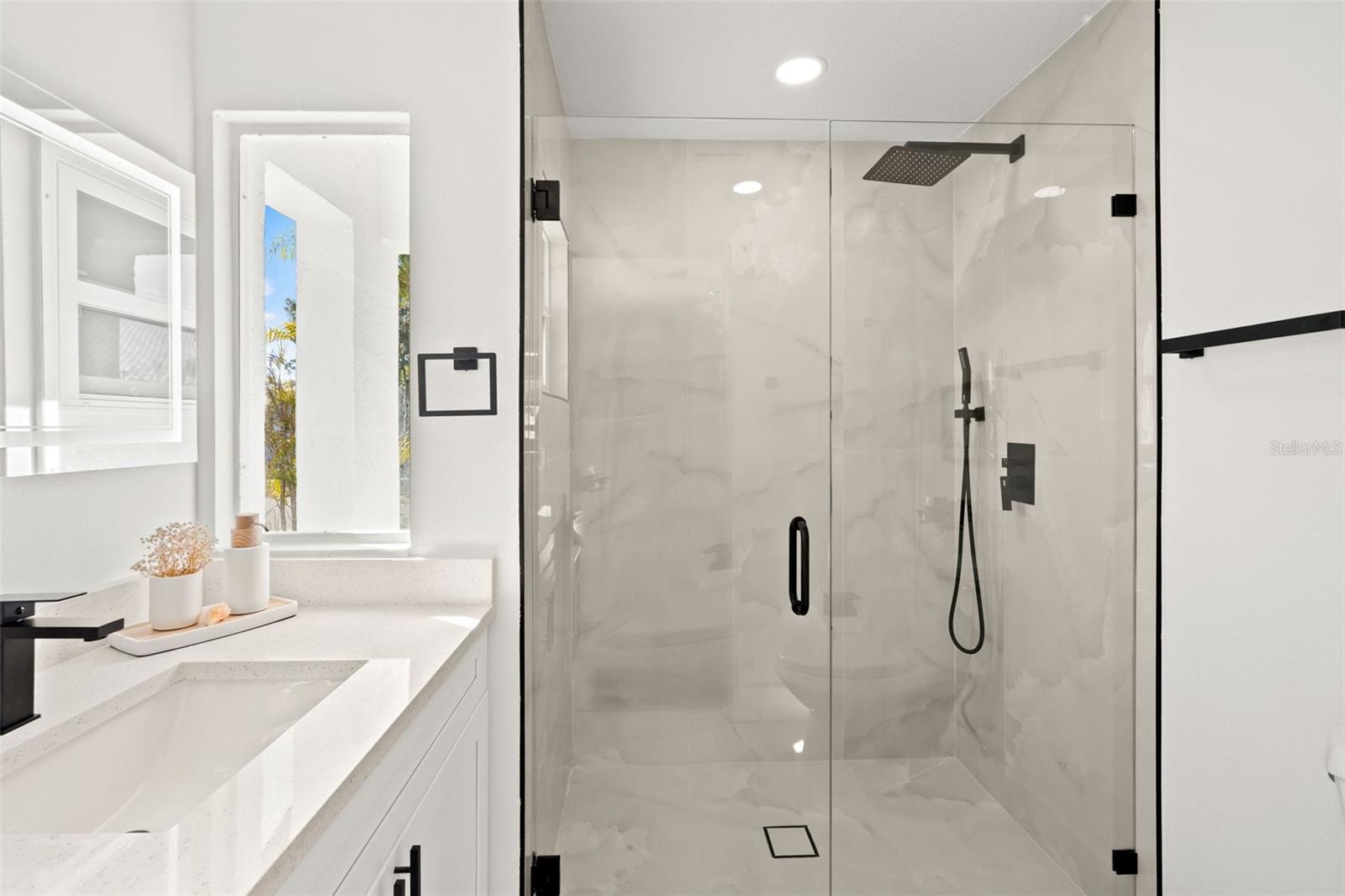 Ensuite primary bath