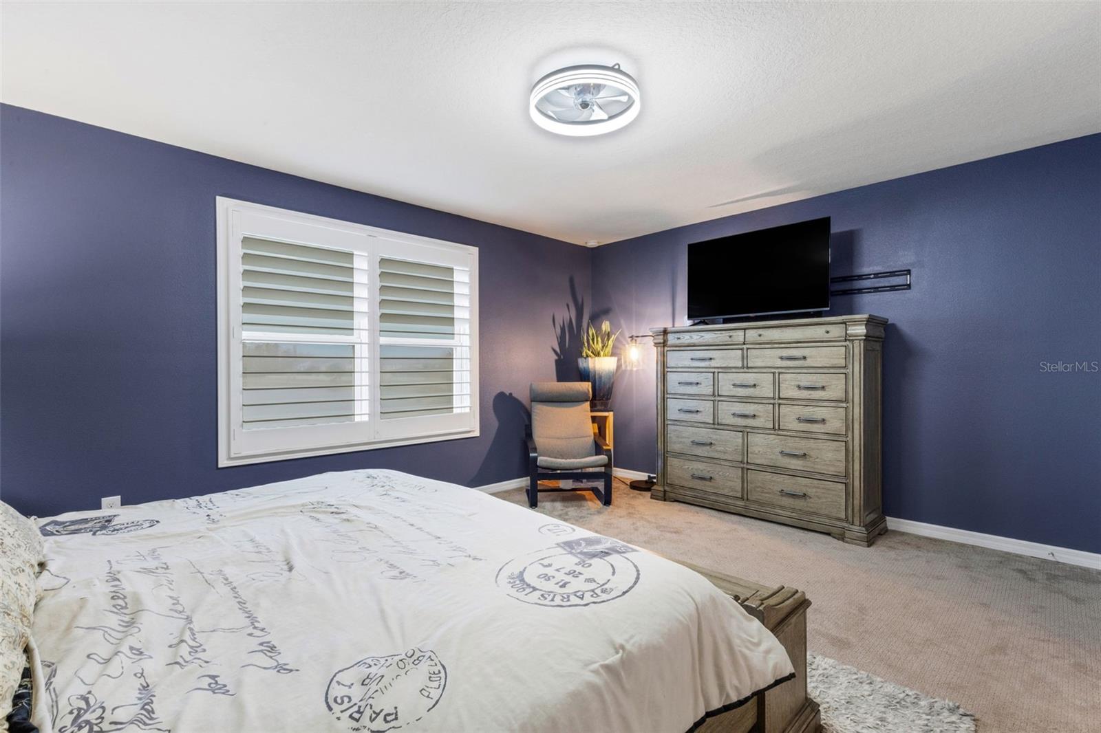 Primary Bedroom with  en suite