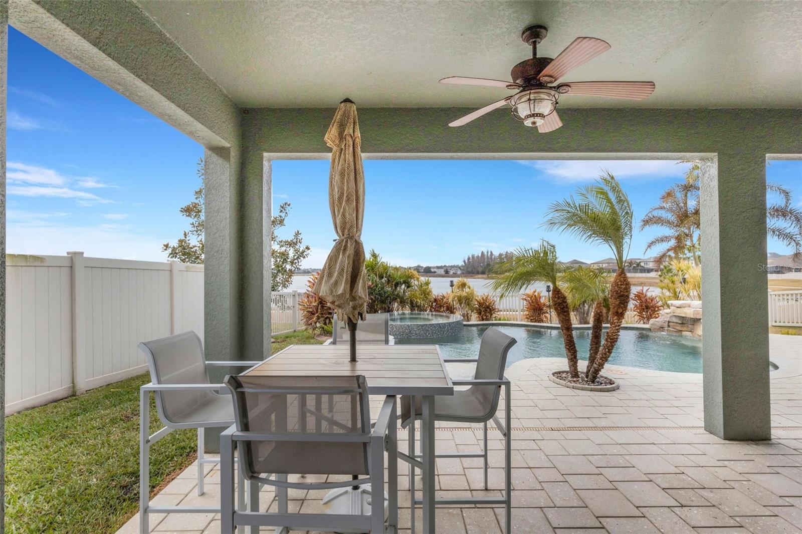 Outdoor Florida covered Living space