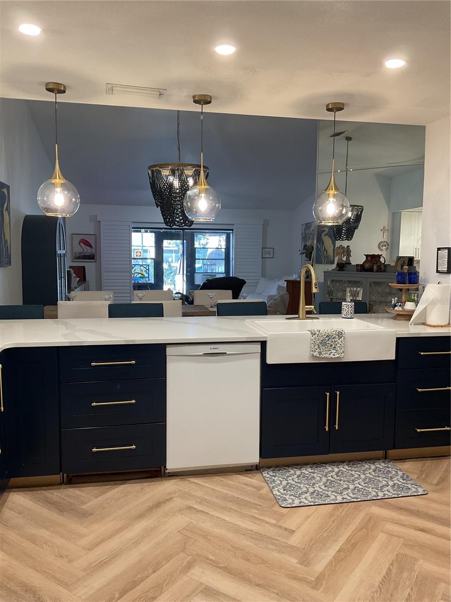 Beautiful new Kitchen cabinets and flooring