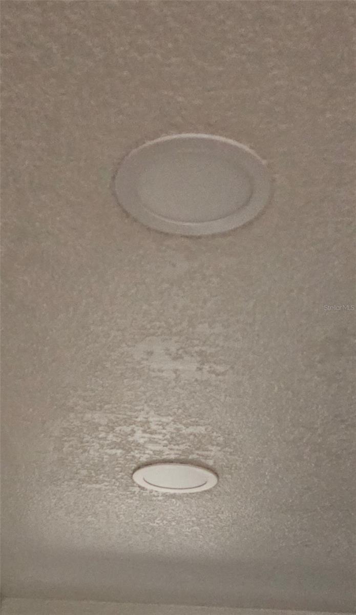 Several Recessed lighting in the kitchem