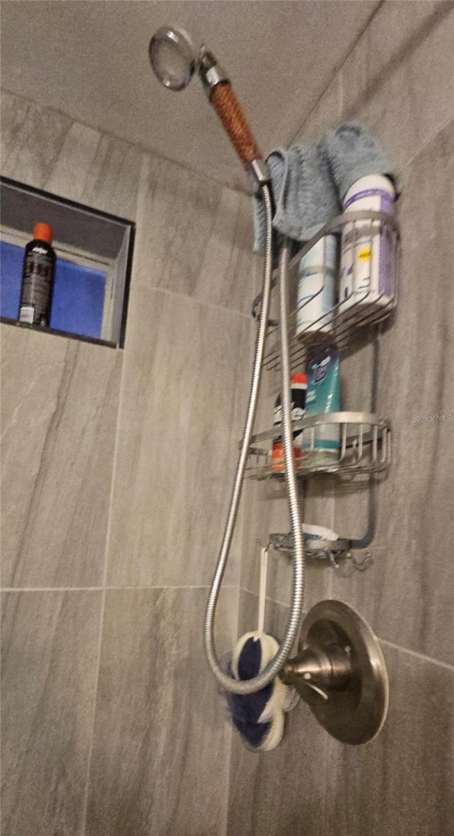 Dual Shower heads.