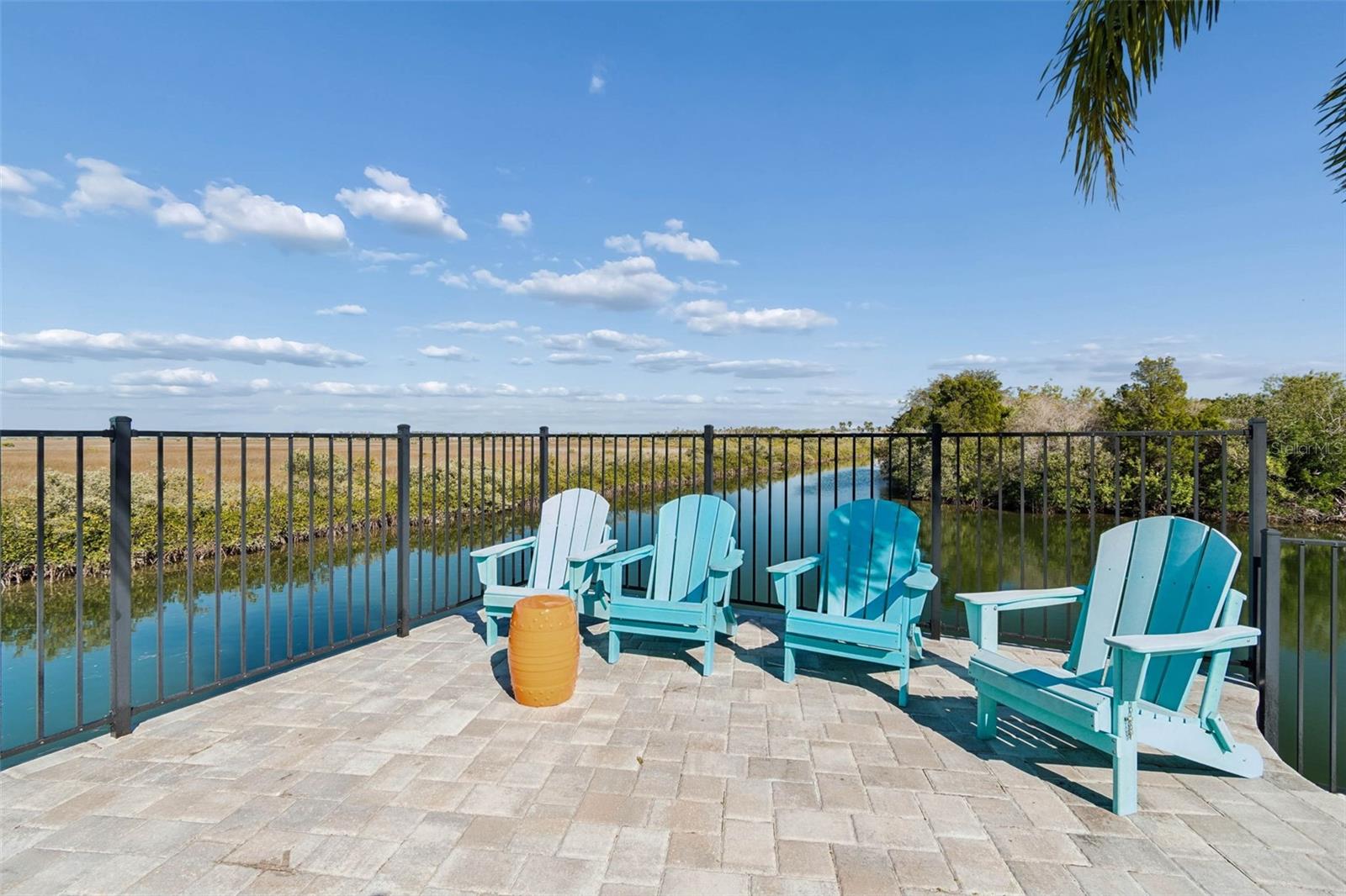 Pool view – looking toward the waterway