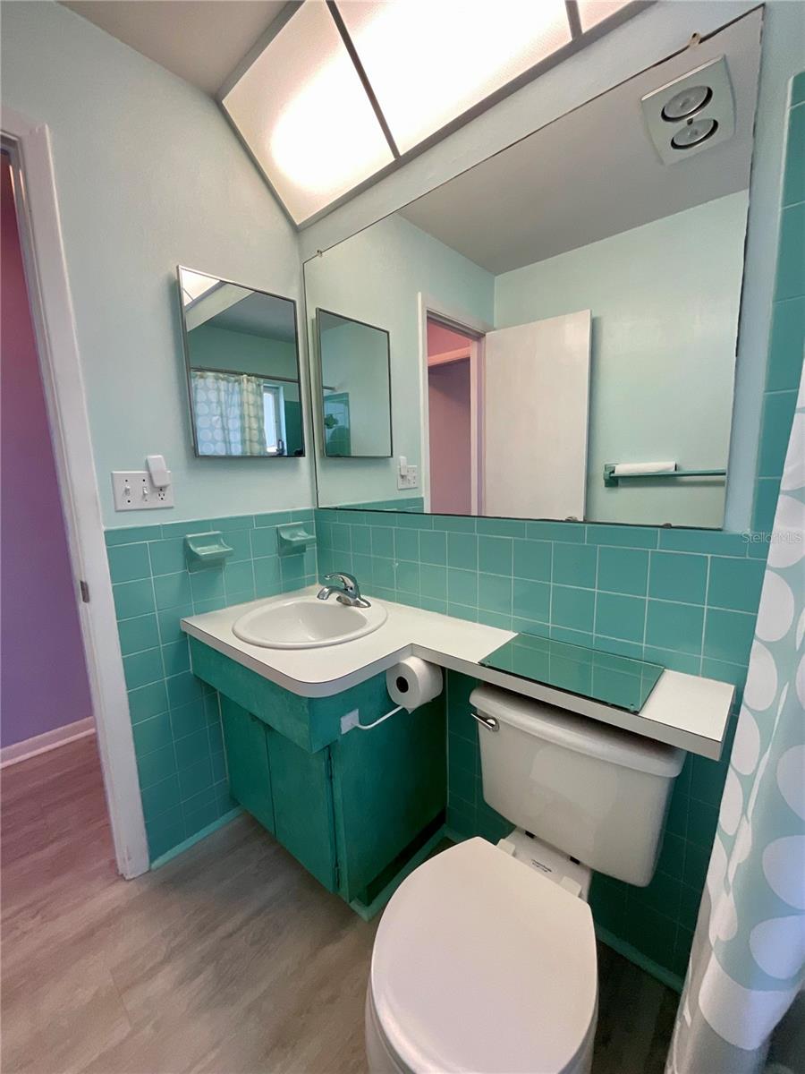 23-Primary bathroom vanity area