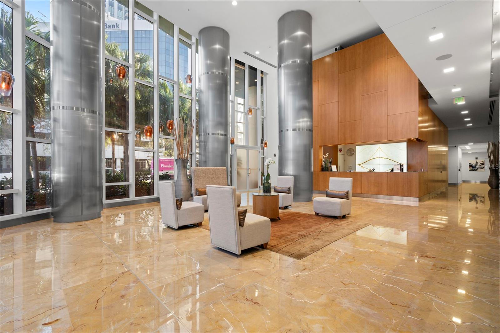 Lobby and 24-hour conceirge