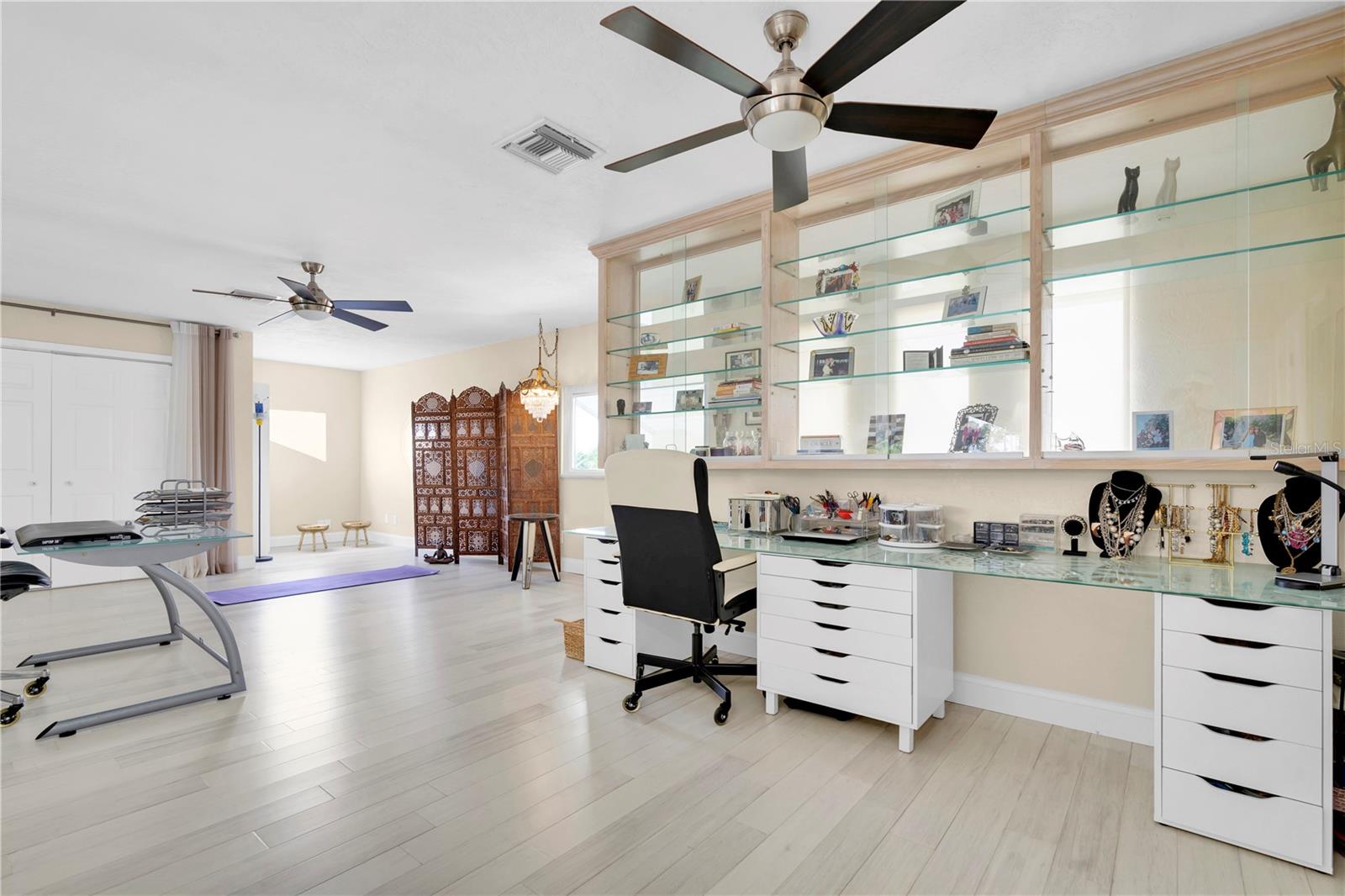 Arts and crafts space