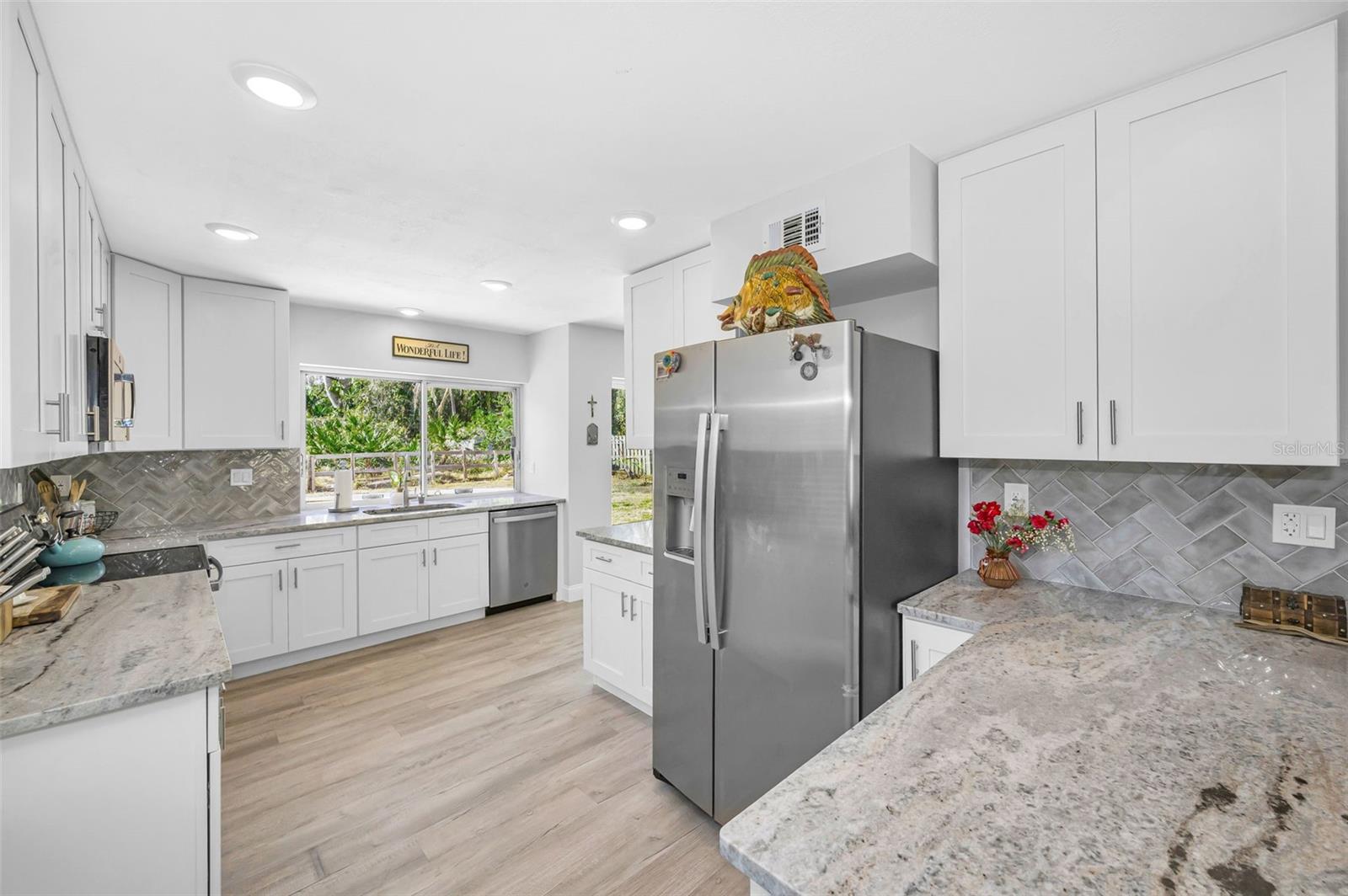 Remodeled Kitchen - Granite counter tops