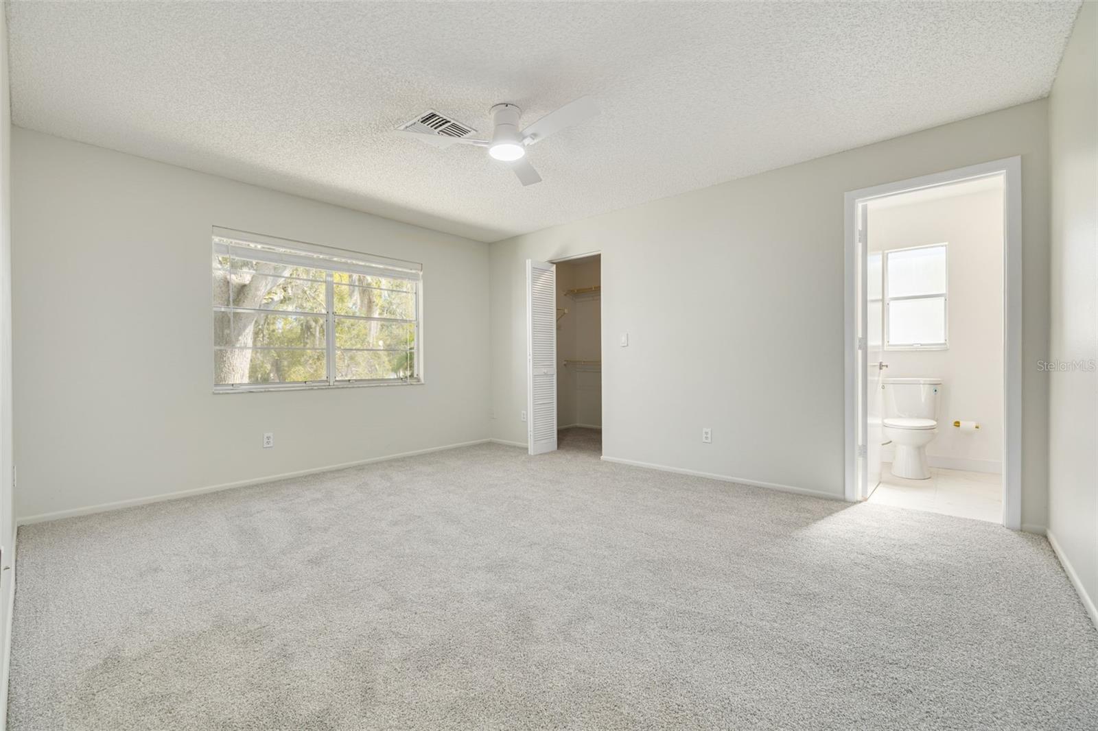 Primary Bedroom En Suite Bathroom