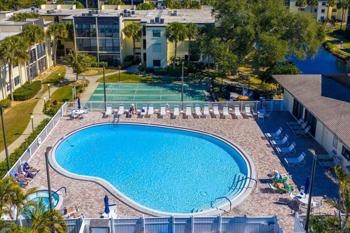 Heated pool and hot tub open until 11pm!