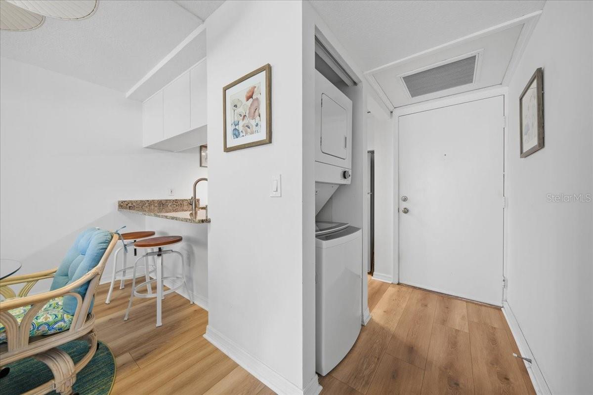 NEW 100% WATERPROOF LUXURY VINYL FLOORING THROUOUT. NEW Washer & Dryer!