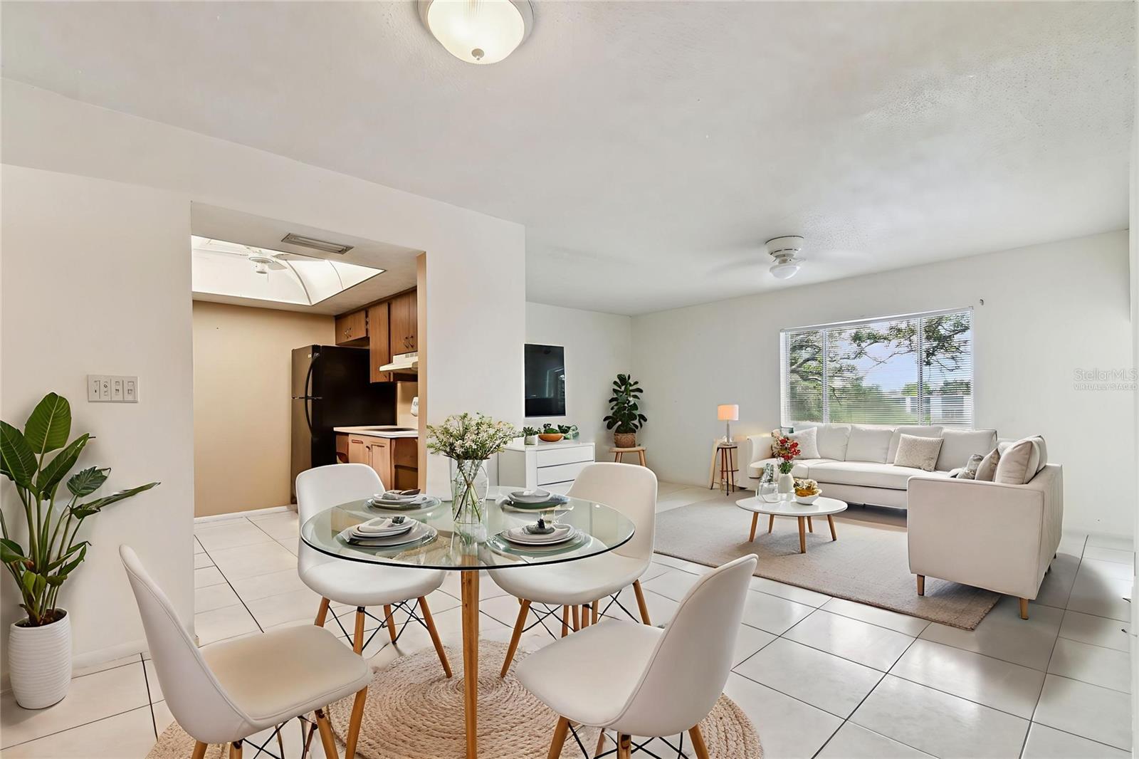 Virtually staged living/dining area