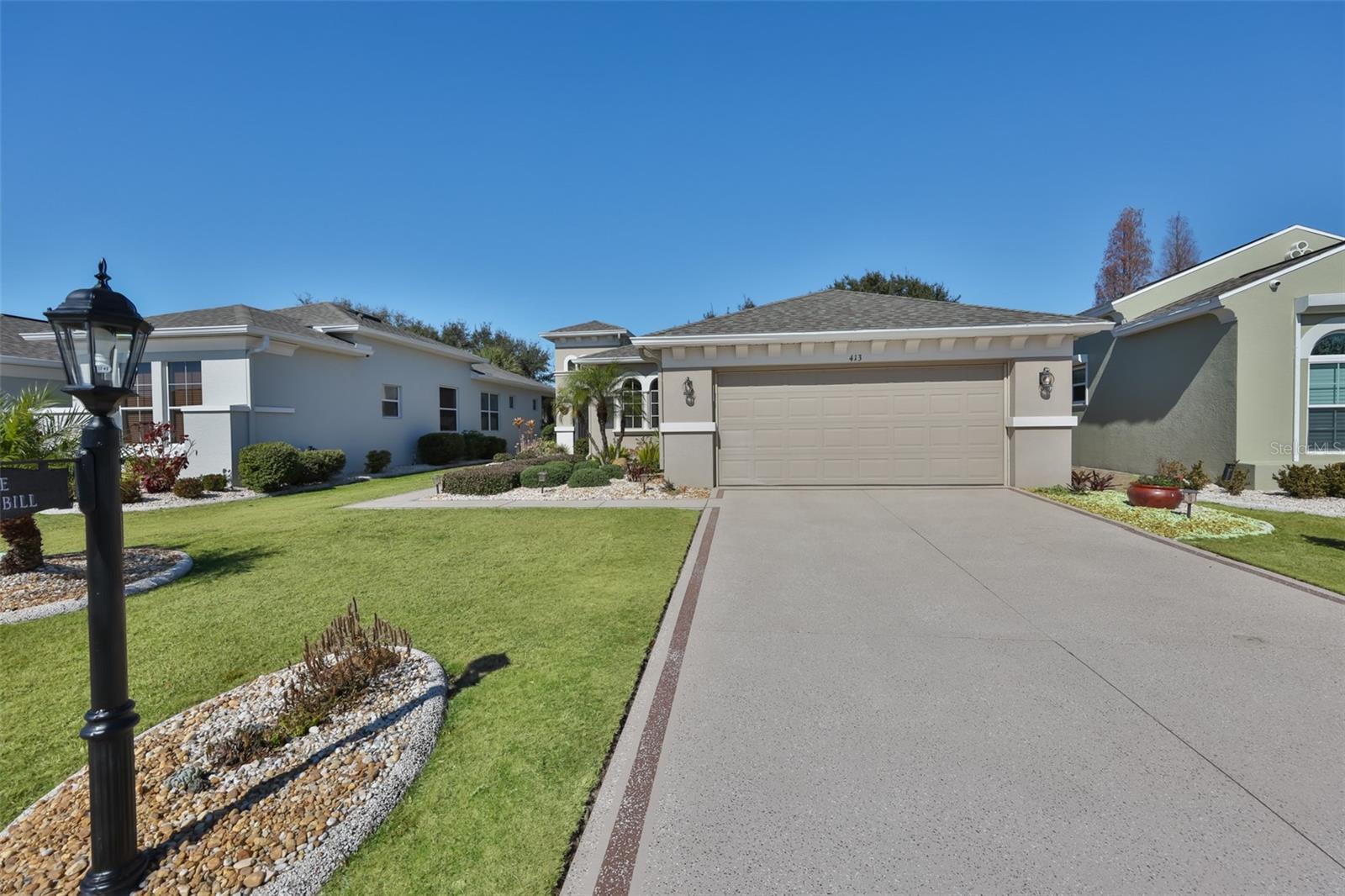 A deep driveway for multiple guests.