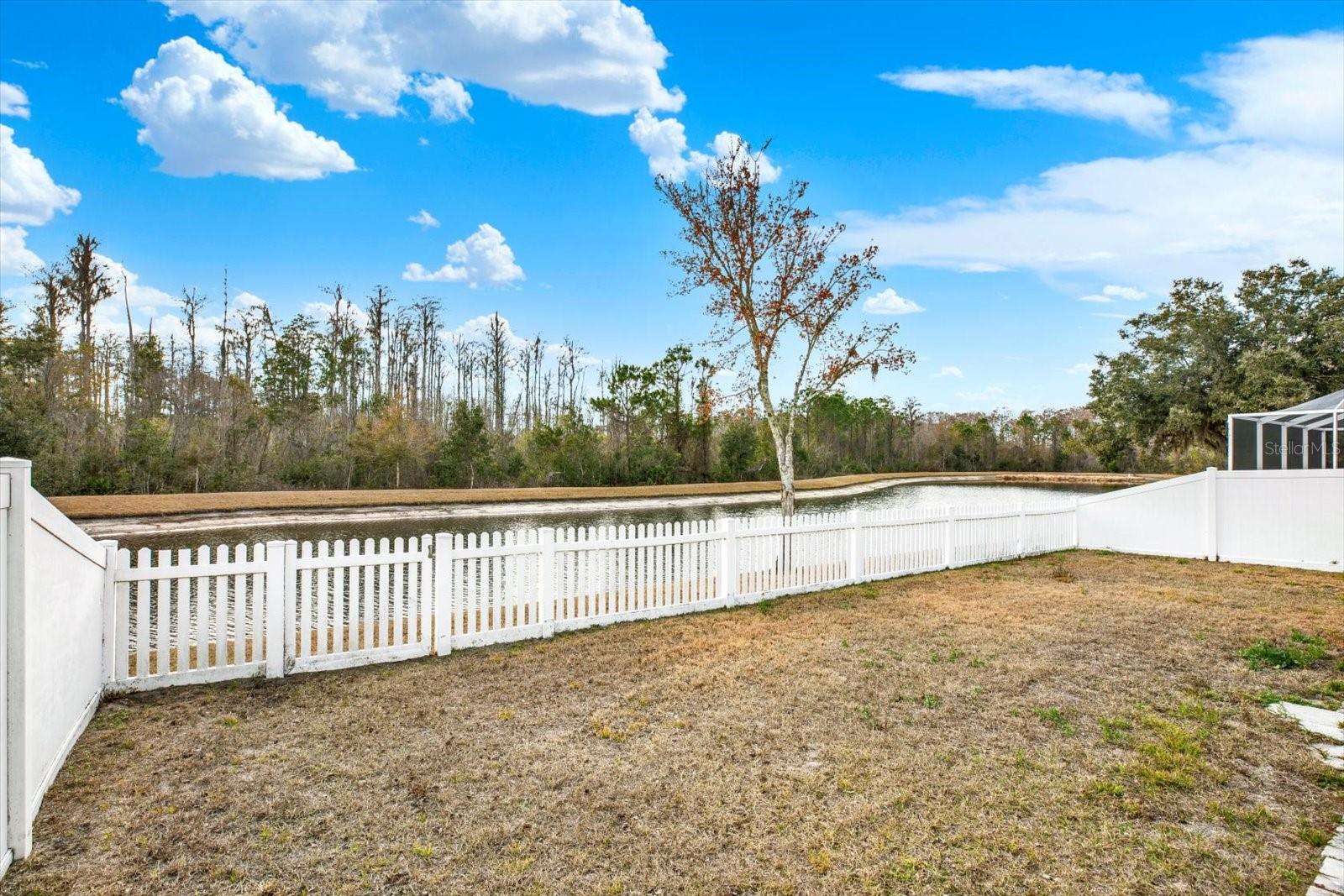 Pond view with no rear neighbors