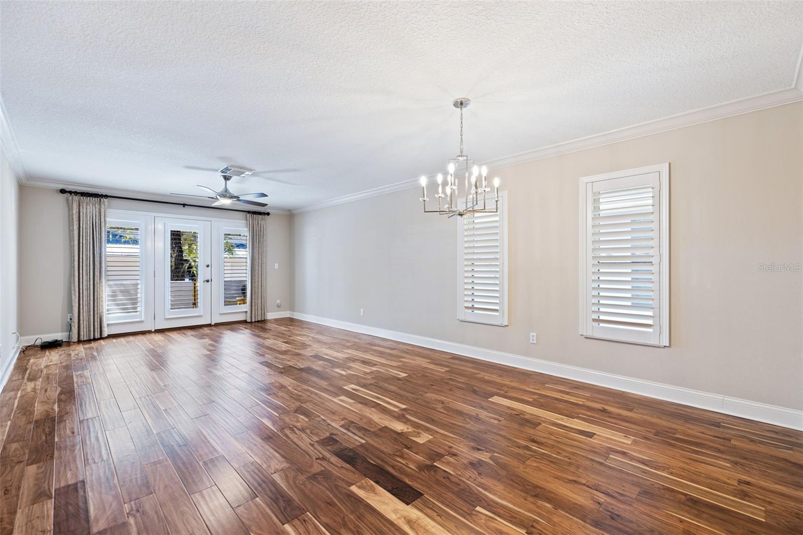 Living Room Looking Towards Front Patio