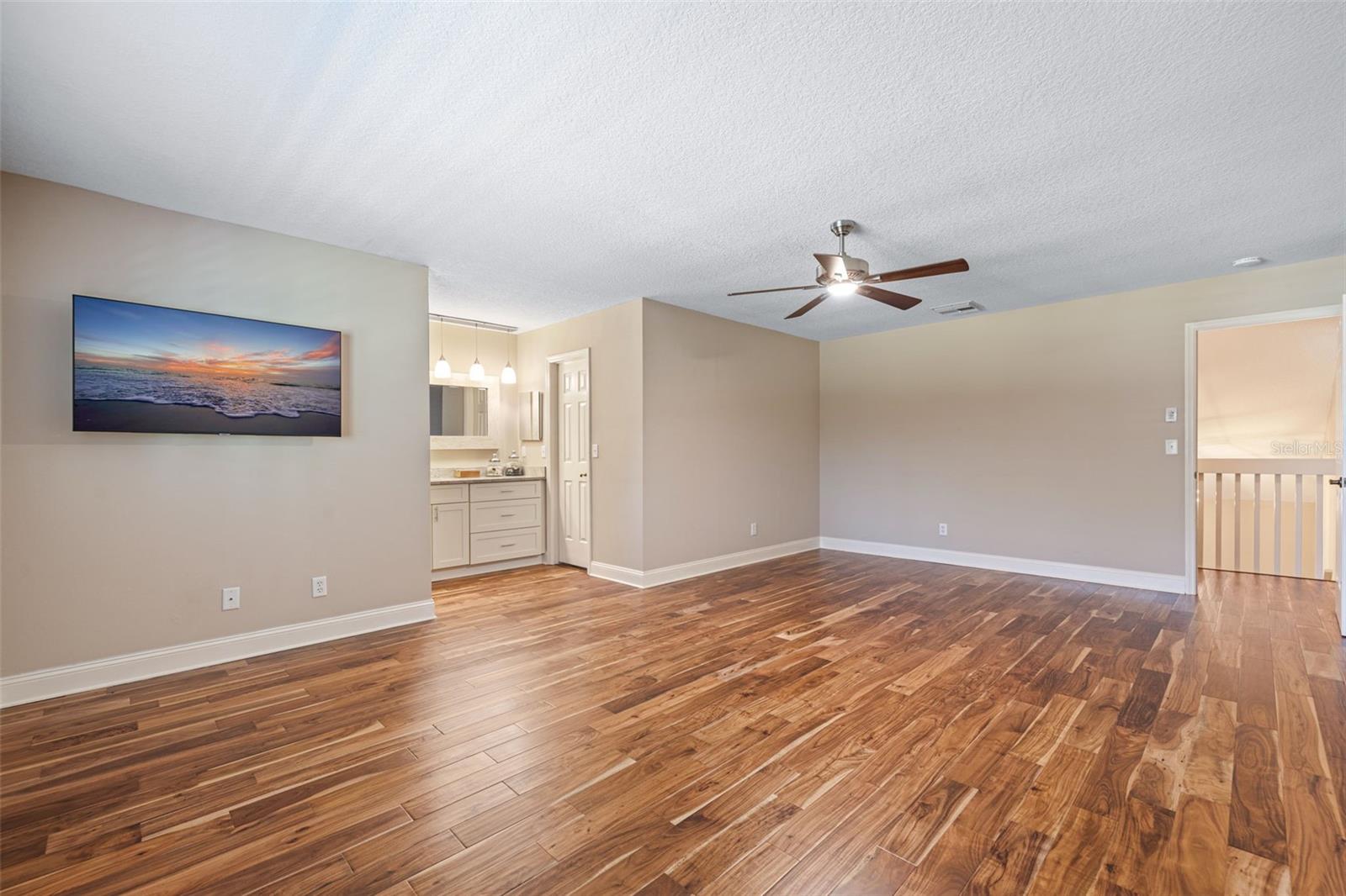 Second Floor Suite / Sitting Area