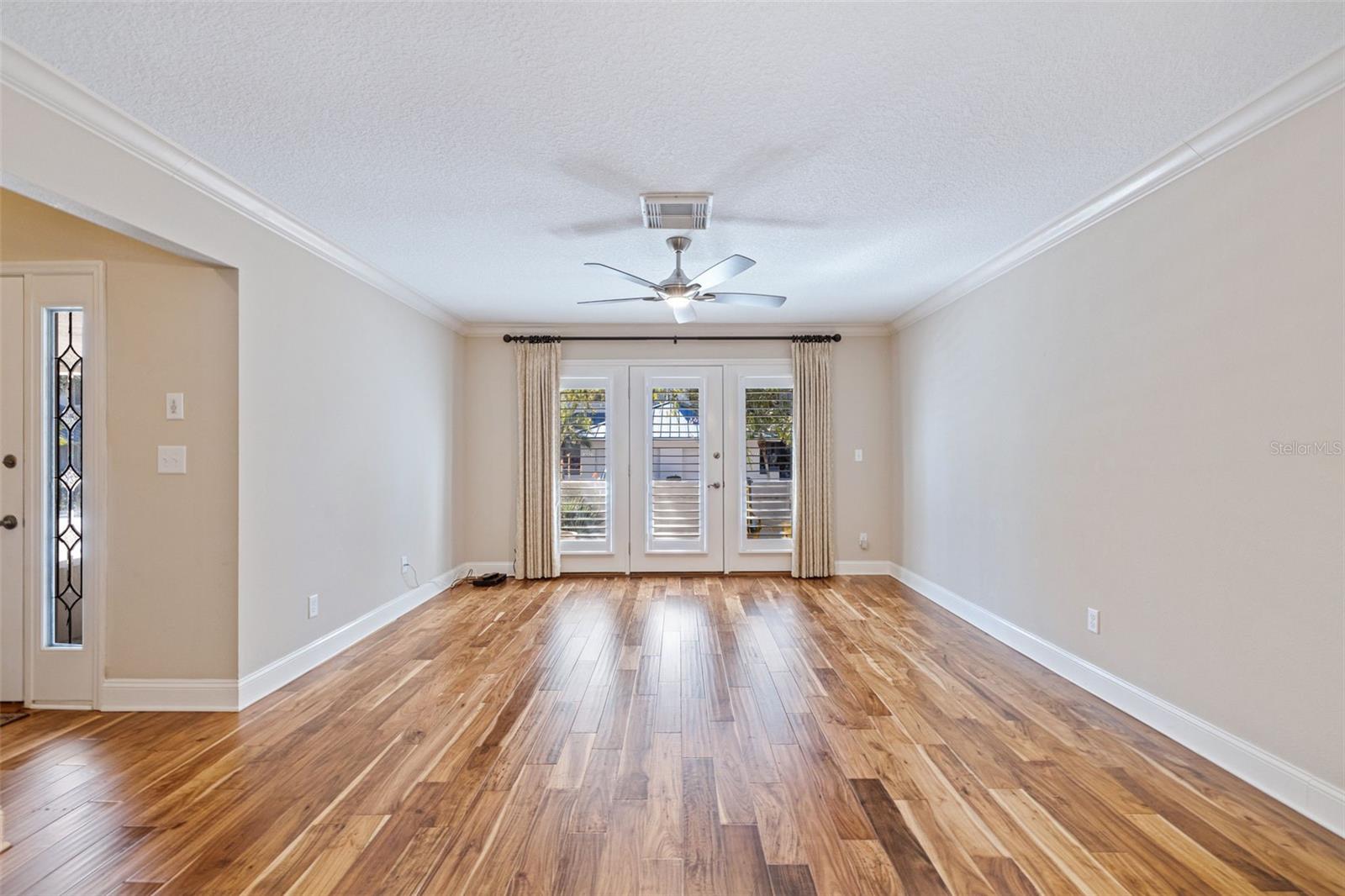 Living Room Looking Towards Front Patio