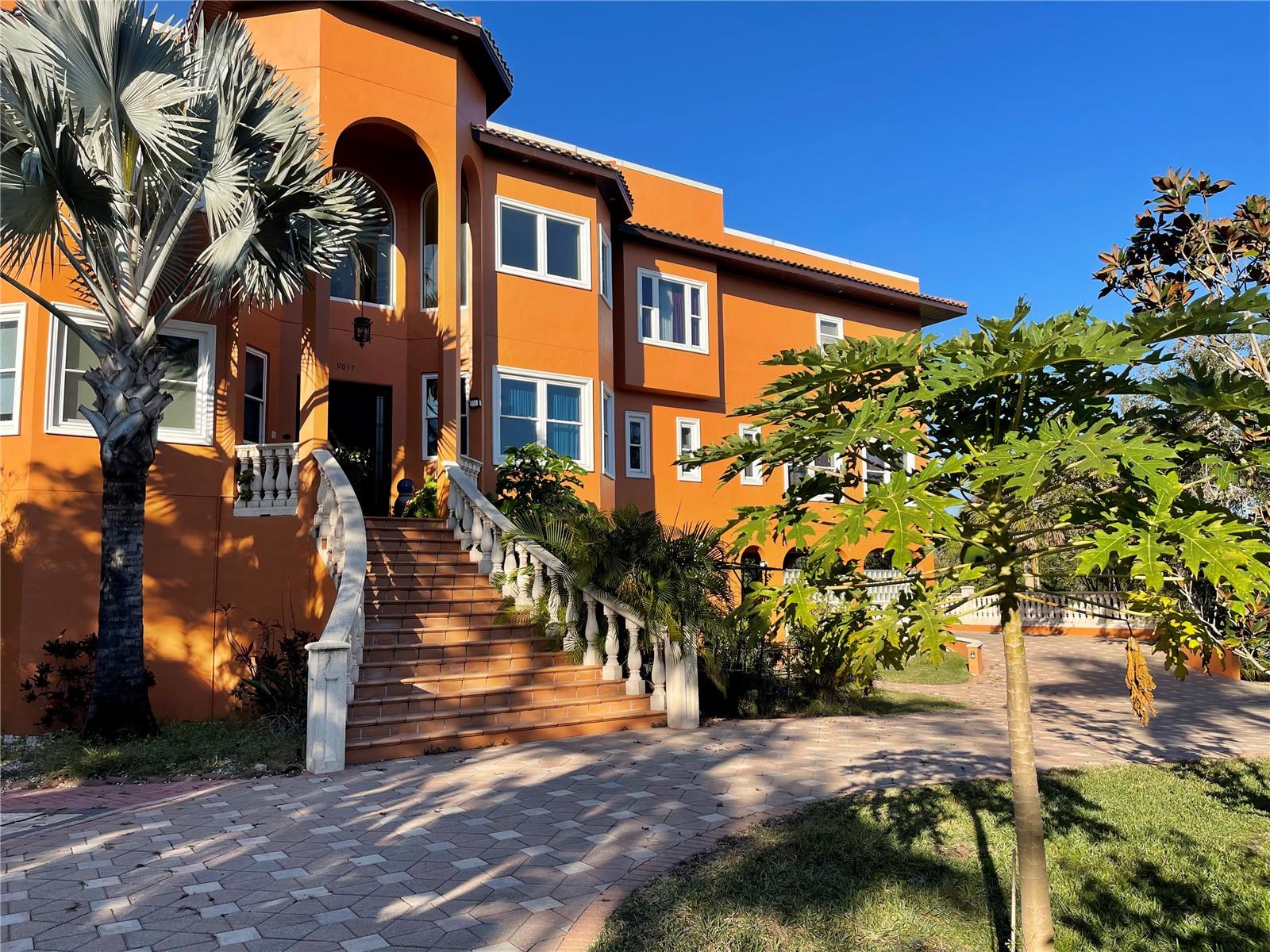 9017 Baywood Park Dr.