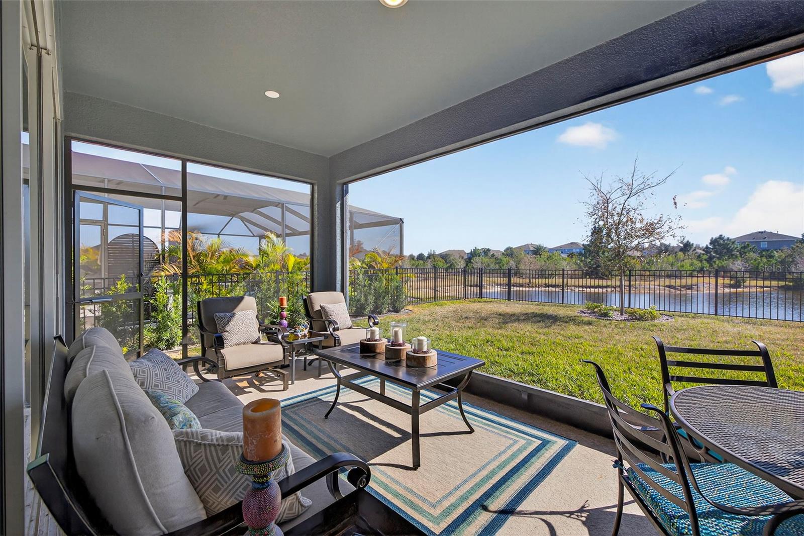 Screened in Panoramic Patio/Porch