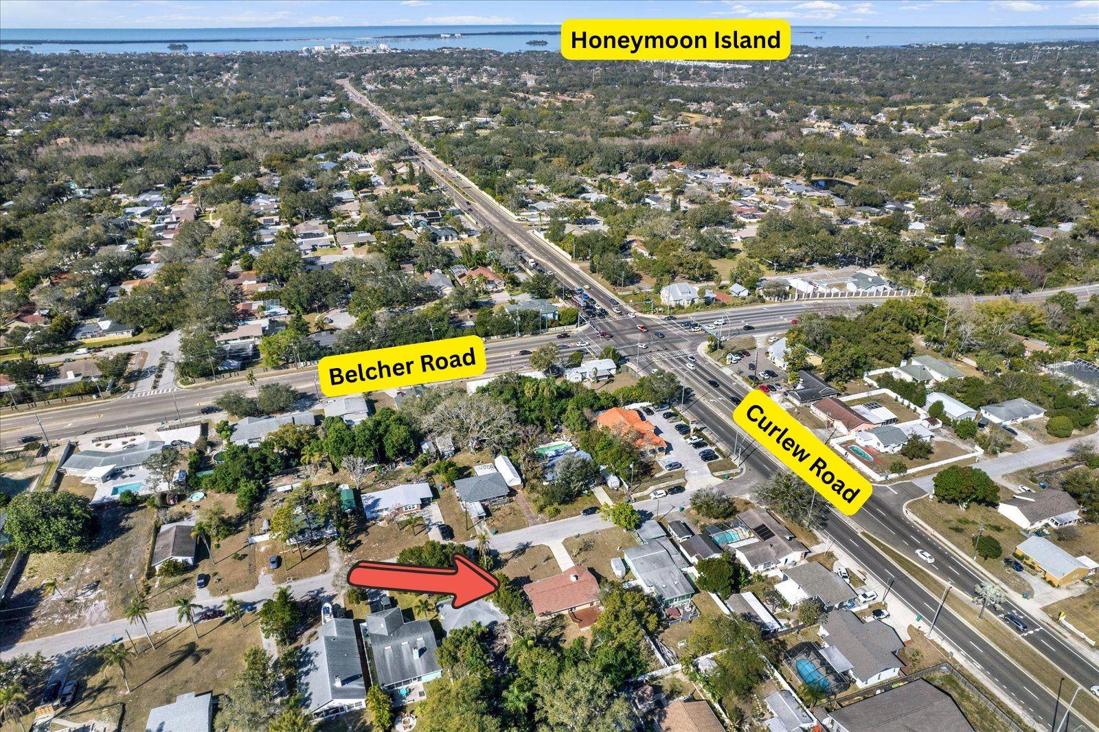 Convenient to major roads AND the beach!