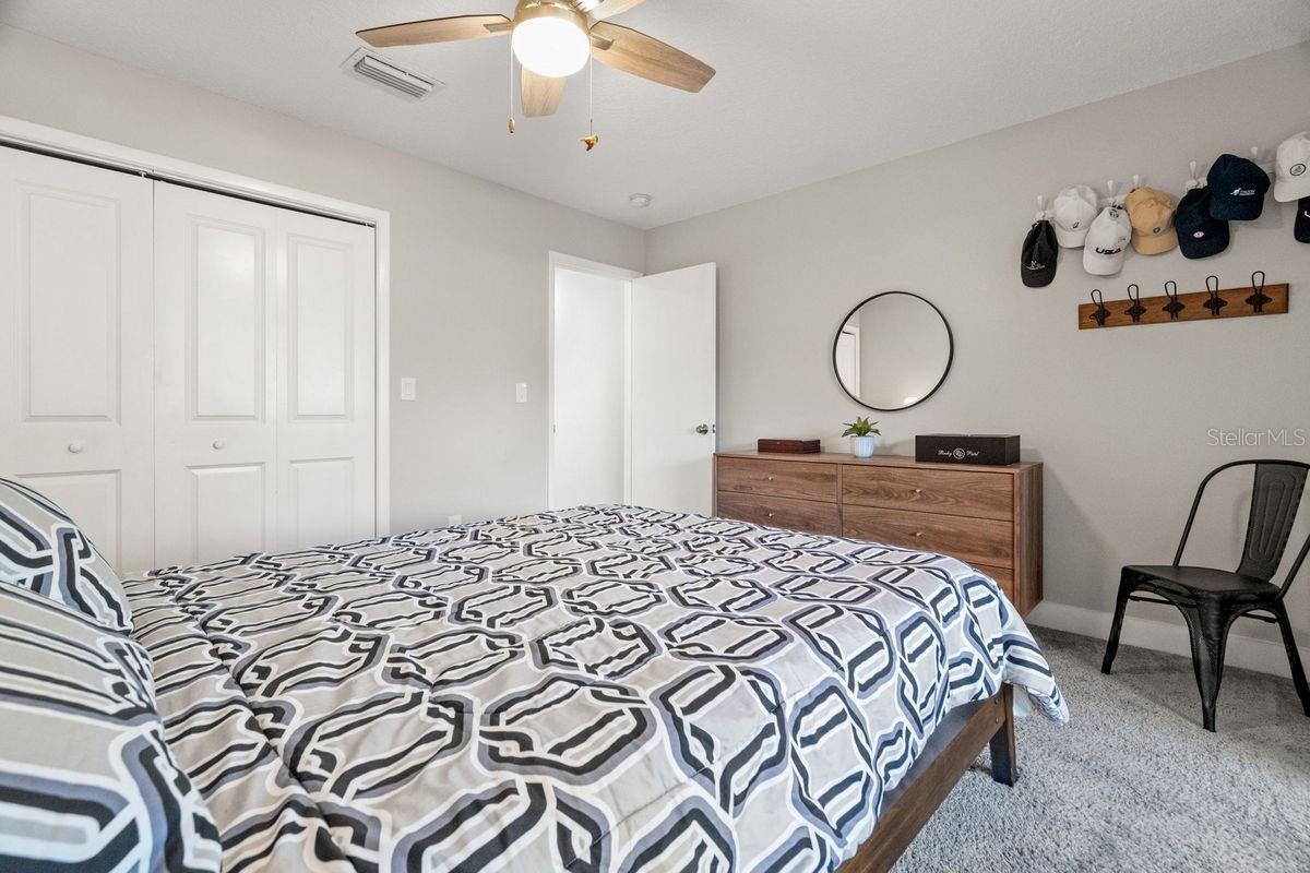 Master Closet / Entry