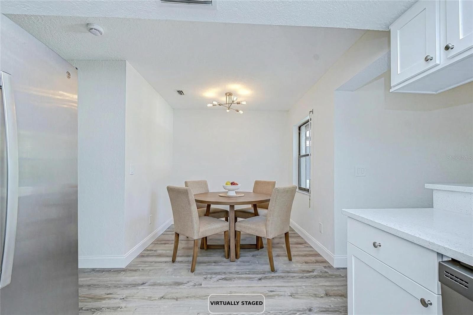 Breakfast Nook Virtual Staged