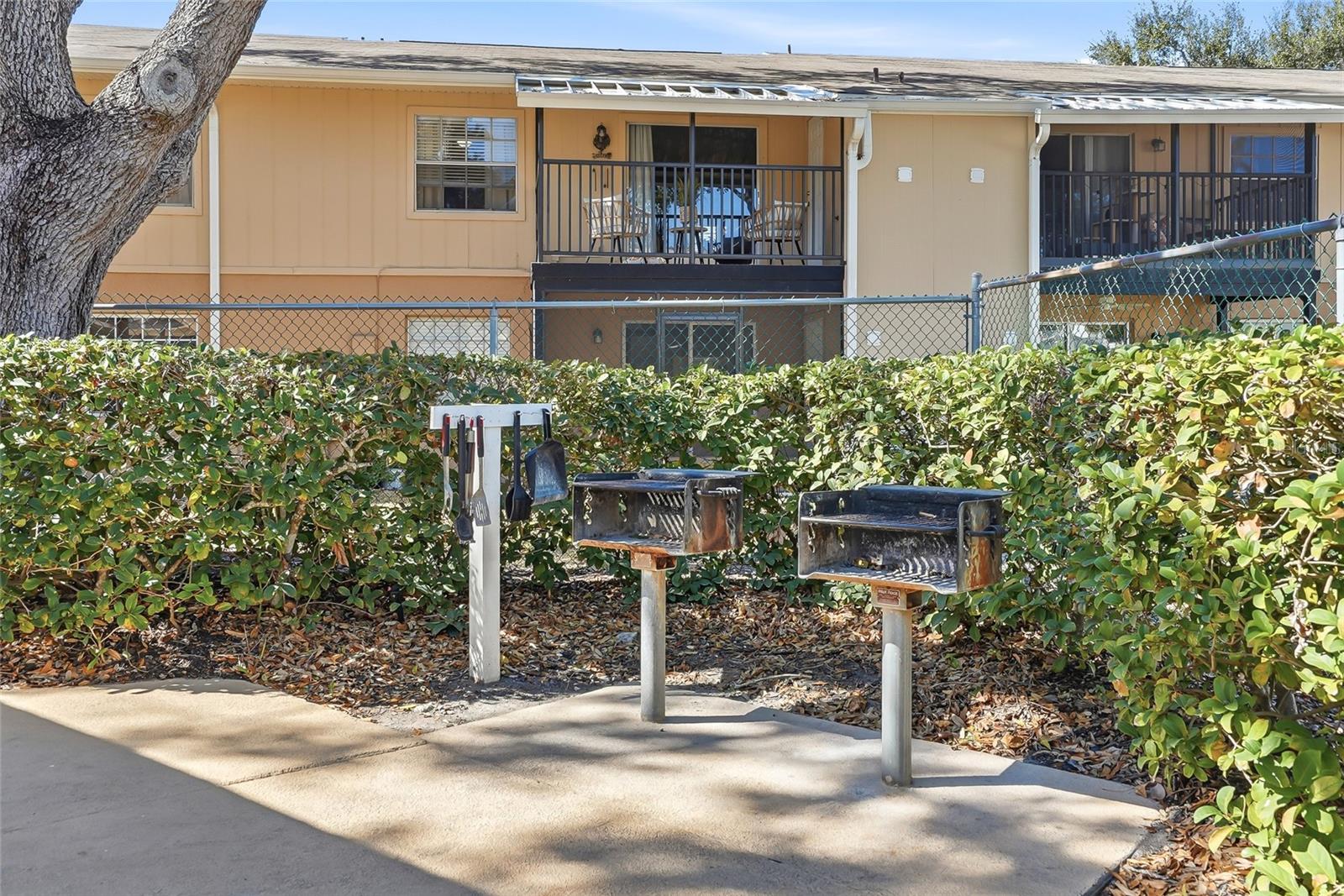 Community Grill at Pool