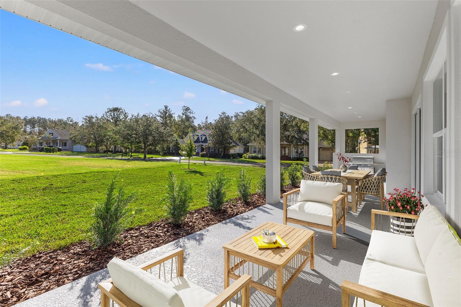 Lanai virtually staged