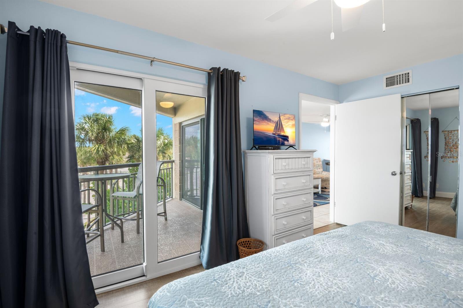 Bedroom with Balcony Access