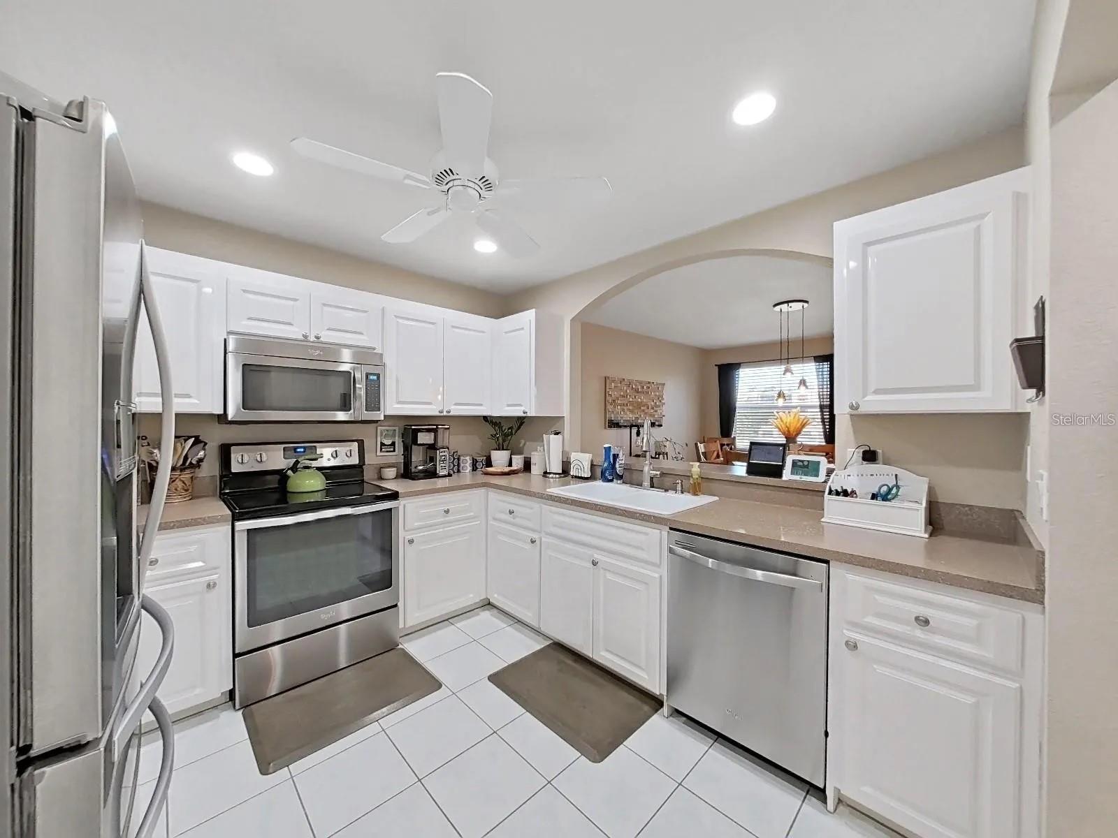 NEWER STAINLESS STEEL APPLIANCES. BEAUTIFULLY APPOINTED KITCHEN