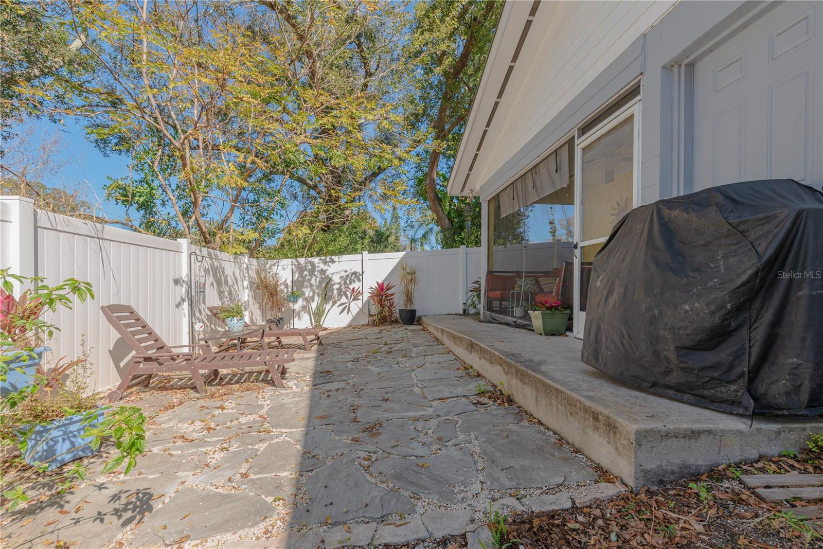 Paver open-air patio.