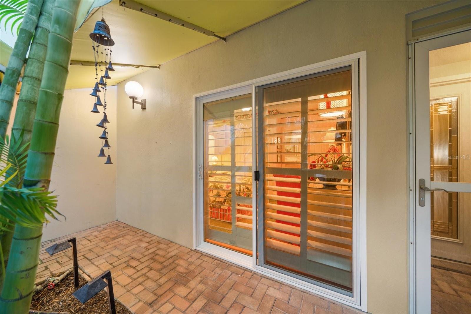 Entry to 2nd bedroom suite